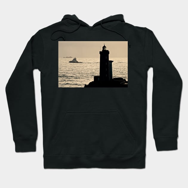 L'Abeille Bourbon et le phare du Minou Hoodie by rollier